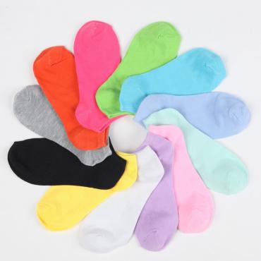 kostenLoser Versand Damen Socken Baumwoll mischung Socke Süssigkeiten Farbe Mode Knöchel Boot Schöne Frau