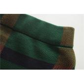 2 Stück Damen im Herbst und Winter Pullover für Grosse europäische und Amerikanische karierten Rock Paket j031 sinkt