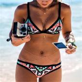 heißes Verkauf Damen Bikinis Setzen neuen Bikini getrennte Baden Digitaldruck Floral Bademode Mädchen Lady Bikini