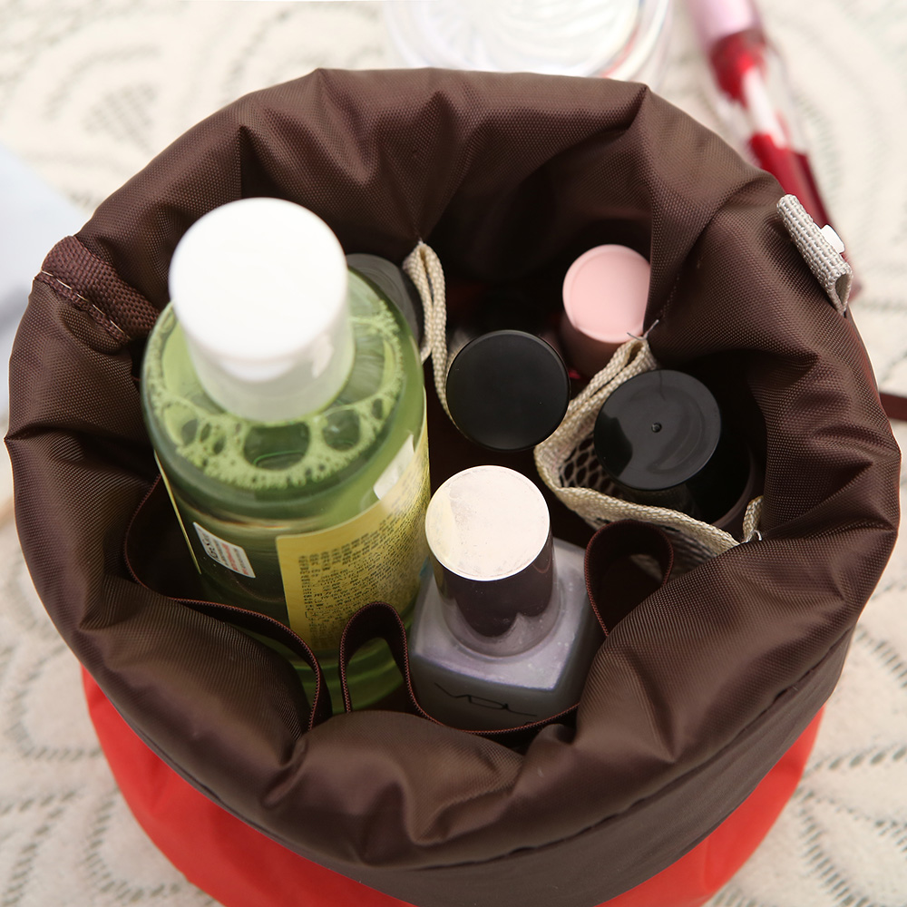 Neue Ankunft Tonnenförmige Reise Kosmetiktasche Nylon Hohe Kapazität Kordelzug Elegante Trommel Waschen Tasche