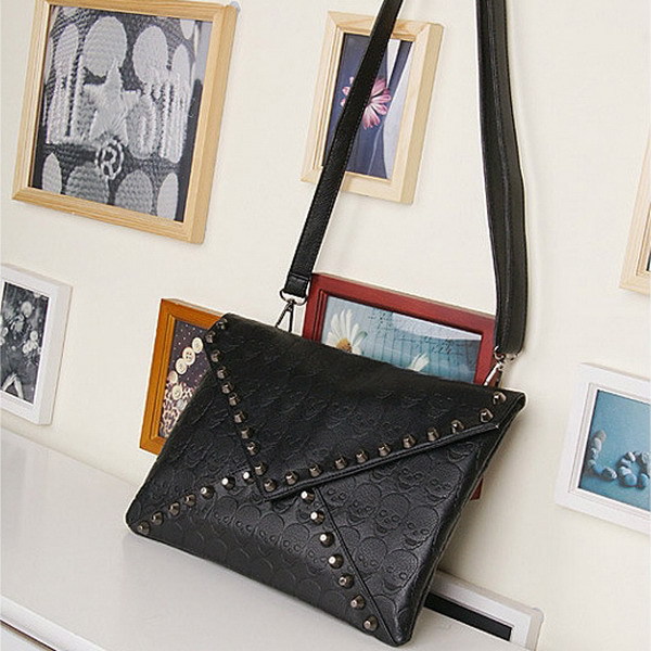 Fashion Koreanische Designer Rivet Umschlag Einzelner Schulter Damen beutel schädel handcrossbody Punk Marke Flap