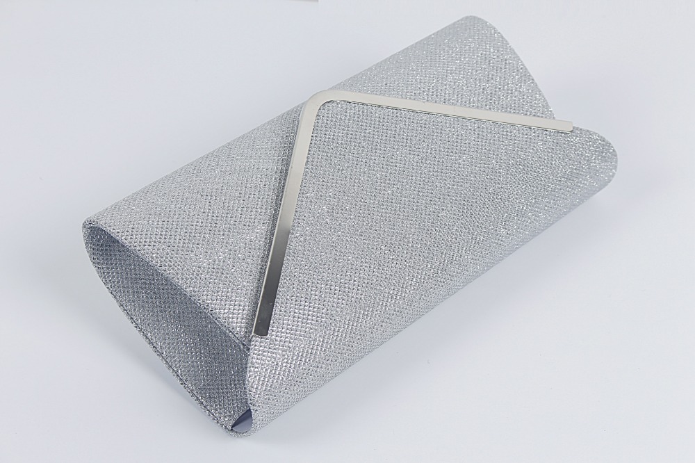 schulter schwarz silber farbe dame mode V metallKette design glitter glanz hülle Tasche clutch elelgant Handtasche
