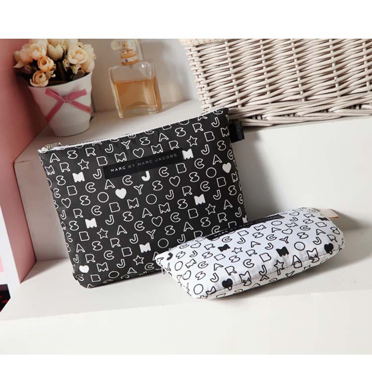 Freies verschiffen Einfache und elegante schwarze und weiße buchstaben dicker stoffbeutel Kosmetiktasche